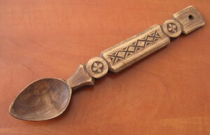 lingura lemn, romania-traditional.ro
